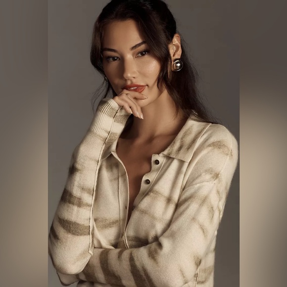 Make me an offer Anthropologie Pilcro Cashmere Cardigan Sweater in Olive - Picture 4 of 4